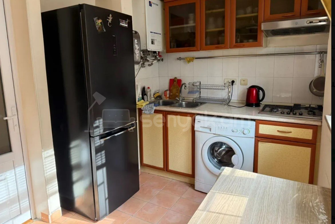 2 Սենյականոց Բնակարան Քարե Շենքում, 65քմ, 1/5 հարկ, Կապիտալ Վերանորոգված, Կահավորված