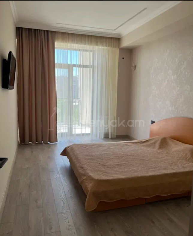 2 Սենյականոց Բնակարան Նորակառույցում, 60քմ, 10/18 հարկ, Դիզայներական Վերանորոգված, Կահավորված