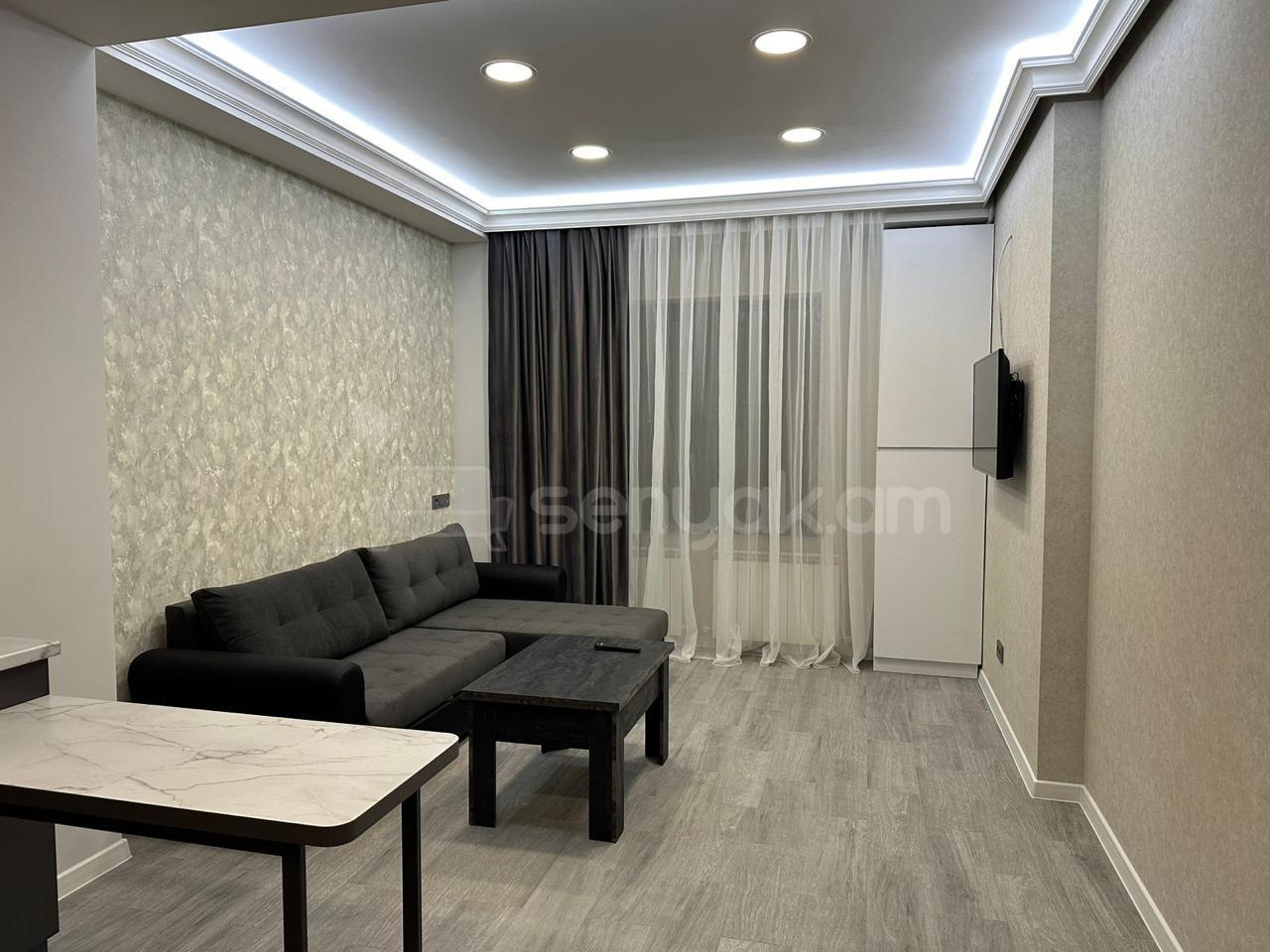 2 Սենյականոց Բնակարան, 60քմ, 10/15 հարկ, Դիզայներական Վերանորոգված, Կահավորված, Արևկող