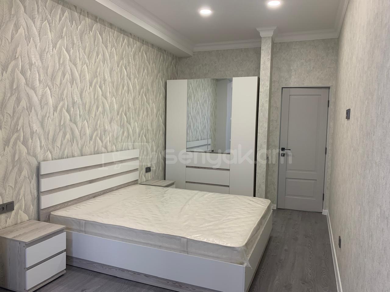 2 Սենյականոց Բնակարան, 60քմ, 10/15 հարկ, Դիզայներական Վերանորոգված, Կահավորված, Արևկող