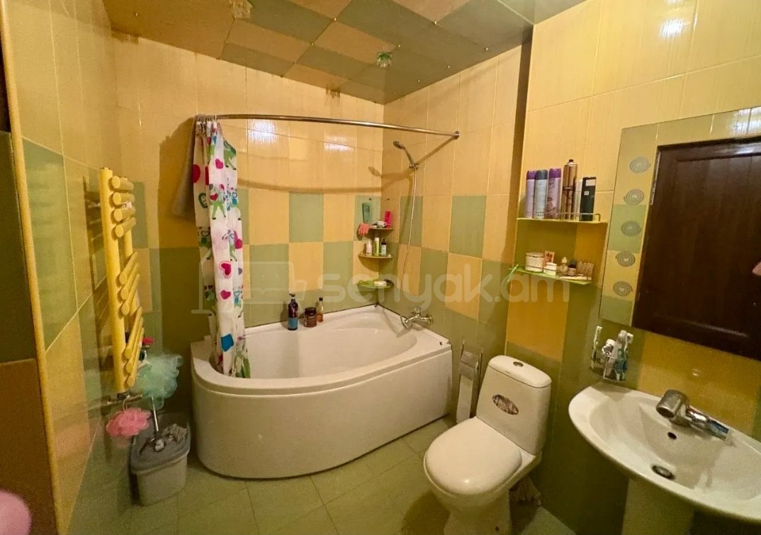 4 Սենյականոց Բնակարան, 100քմ, 8/11 հարկ, Դիզայներական Վերանորոգված