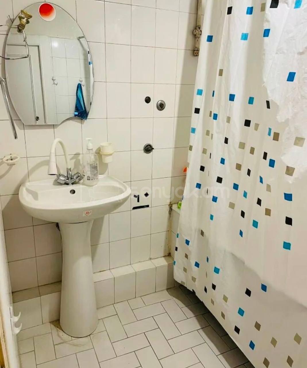 4 Սենյականոց Բնակարան Քարե Շենքում, 102քմ, 4/5 հարկ, Կոսմետիկ Վերանորոգված