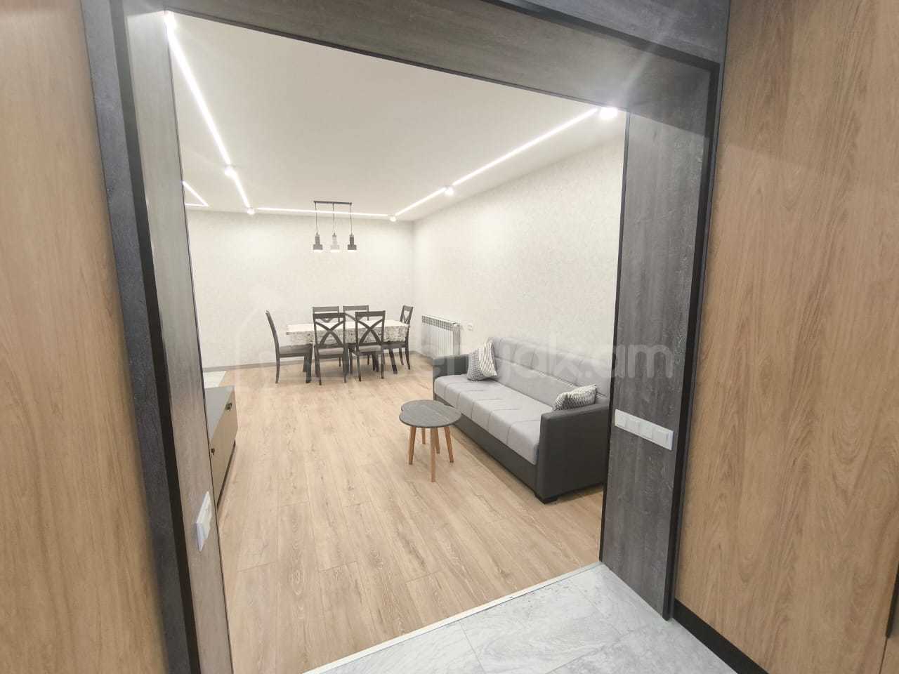 3 Սենյականոց Բնակարան, 80քմ, 1/9 հարկ, Դիզայներական Վերանորոգված