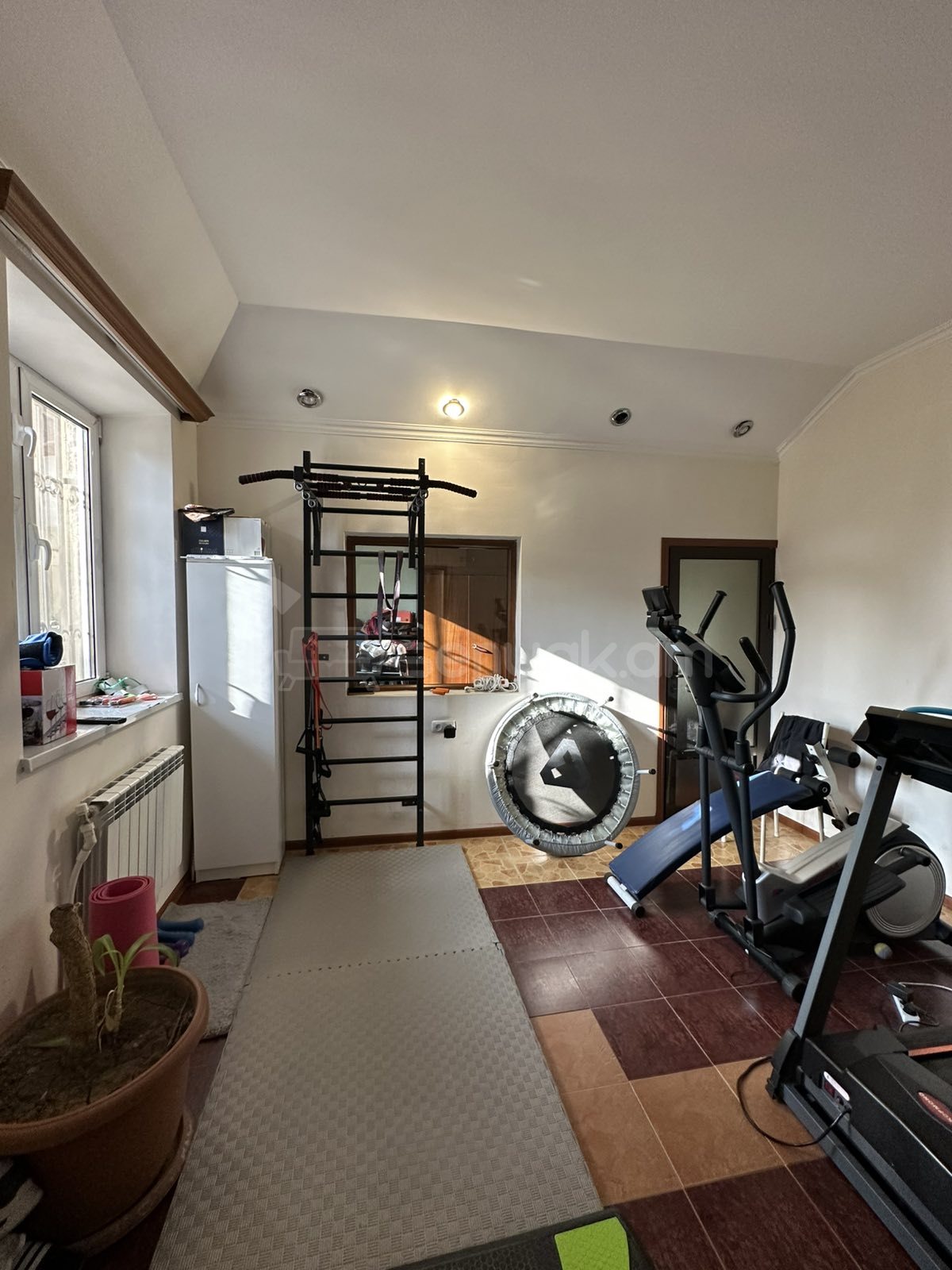 5 Սենյականոց Սեփական Տուն, 380քմ, Կապիտալ Վերանորոգված, Ավտոտնակով