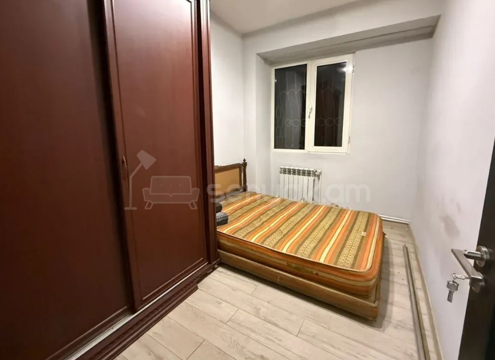 4 Սենյականոց Բնակարան, 86քմ, 1/9 հարկ, Կապիտալ Վերանորոգված, Մասամբ Կահավորված, Արևկող