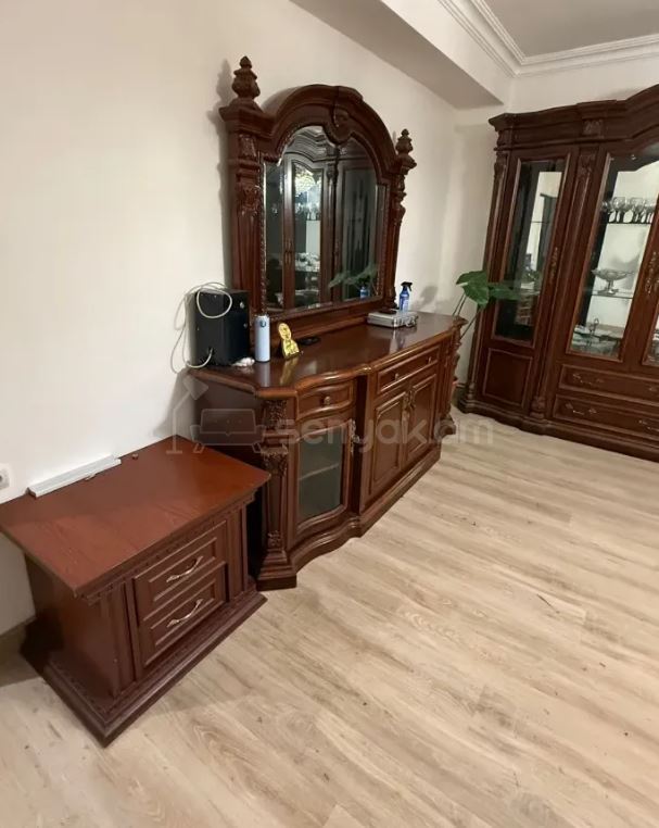 4 Սենյականոց Բնակարան, 86քմ, 1/9 հարկ, Կապիտալ Վերանորոգված, Մասամբ Կահավորված, Արևկող