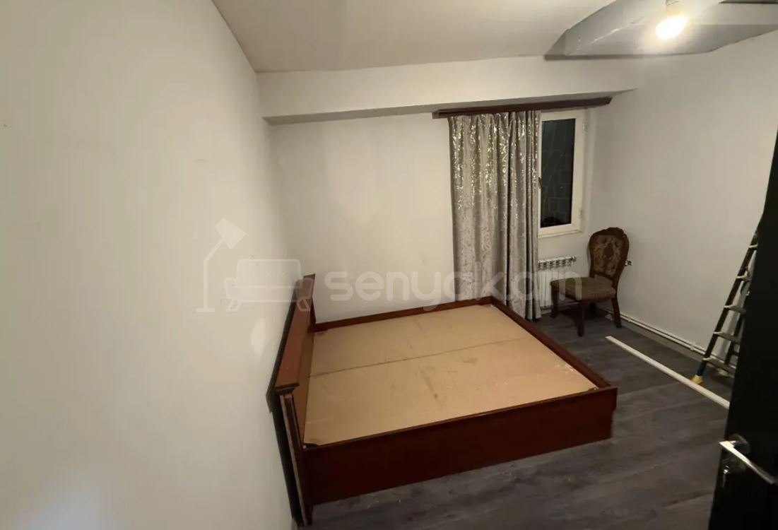 4 Սենյականոց Բնակարան, 86քմ, 1/9 հարկ, Կապիտալ Վերանորոգված, Մասամբ Կահավորված, Արևկող