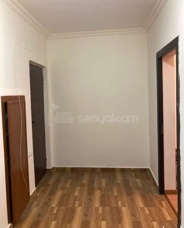 4 Սենյականոց Բնակարան, 86քմ, 1/9 հարկ, Կապիտալ Վերանորոգված, Մասամբ Կահավորված, Արևկող