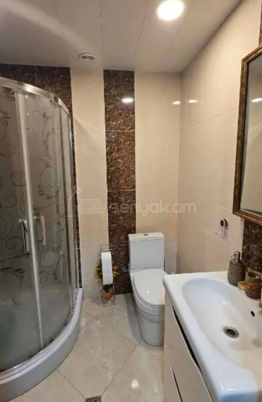 2 Սենյականոց Բնակարան, 52քմ, 8/12 հարկ, Դիզայներական Վերանորոգված