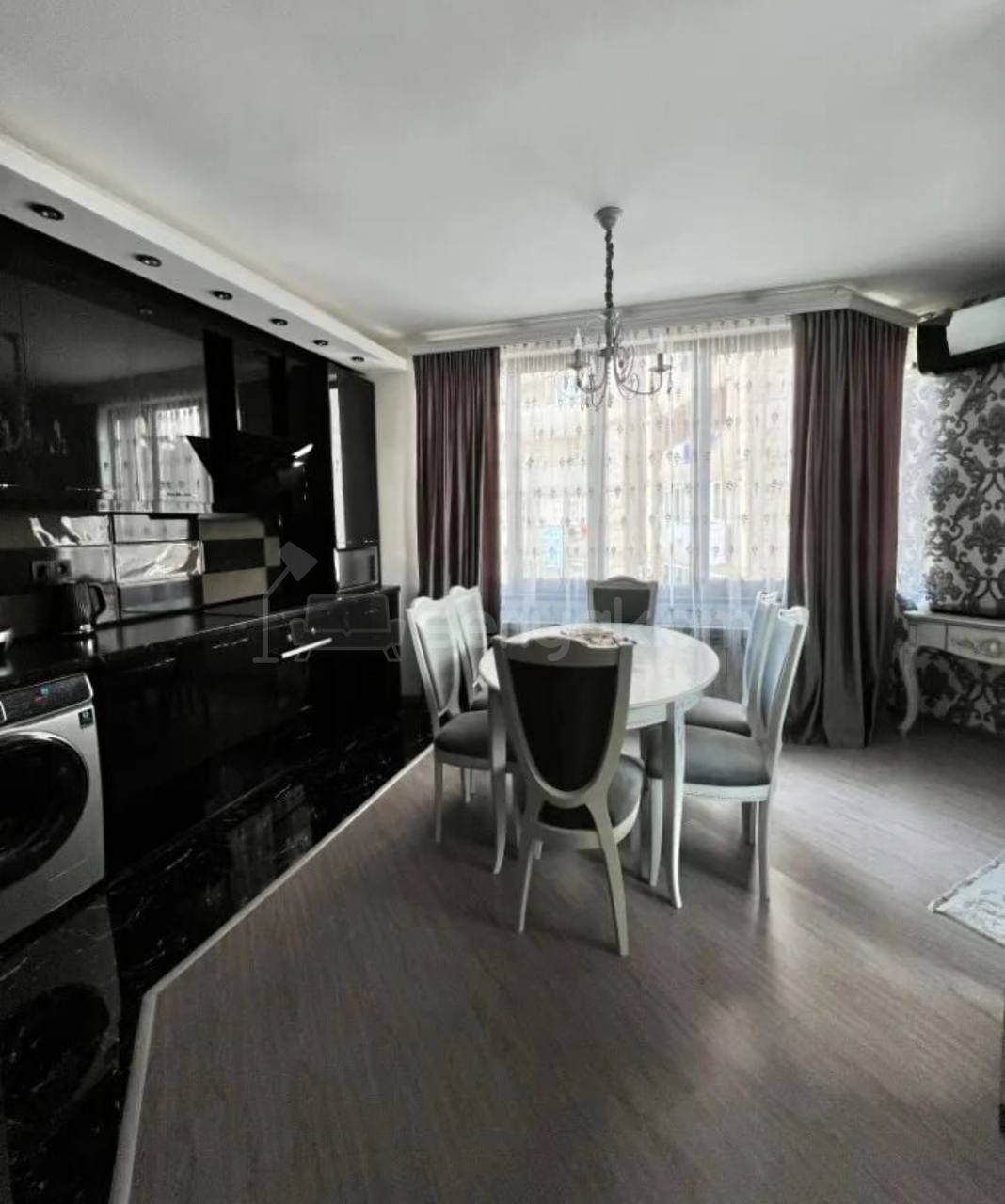 2 Սենյականոց Բնակարան, 52քմ, 8/12 հարկ, Դիզայներական Վերանորոգված