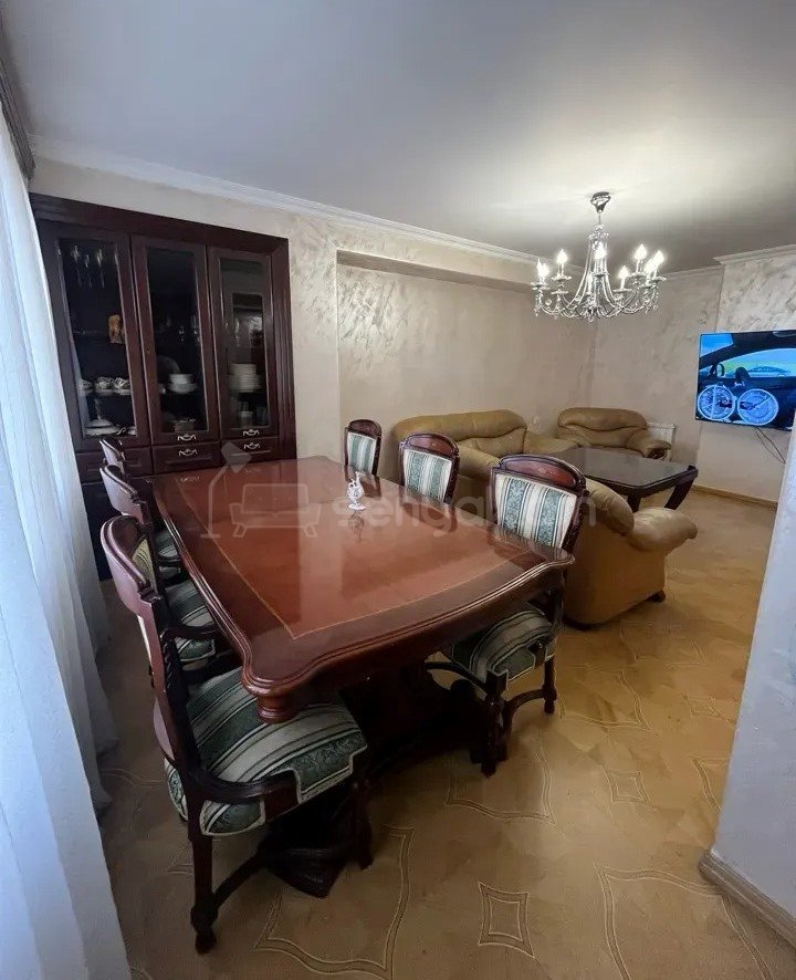 4 Սենյականոց Բնակարան, 116քմ, 4/9 հարկ, Կապիտալ Վերանորոգված