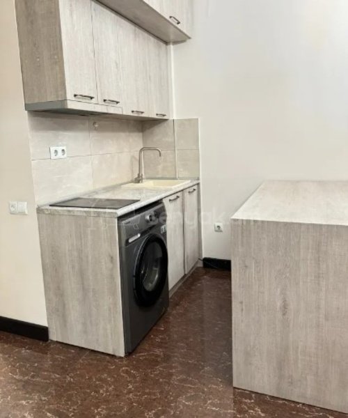 2 Սենյականոց Բնակարան, 46քմ, 3/15 հարկ, Կապիտալ Վերանորոգված, Կահավորված, Արևկող