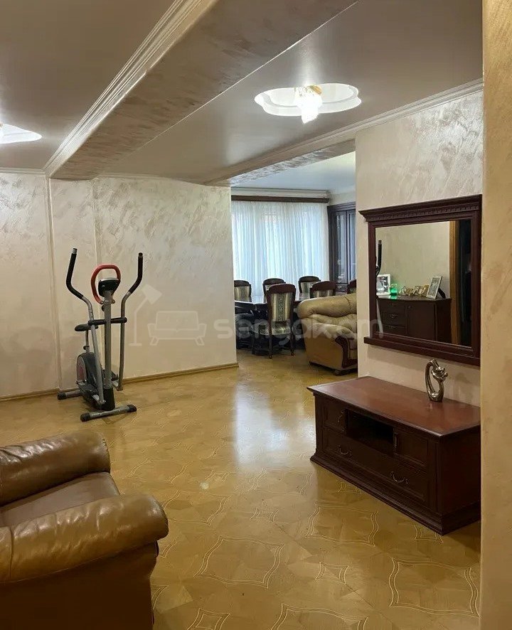 4 Սենյականոց Բնակարան, 116քմ, 4/9 հարկ, Կապիտալ Վերանորոգված