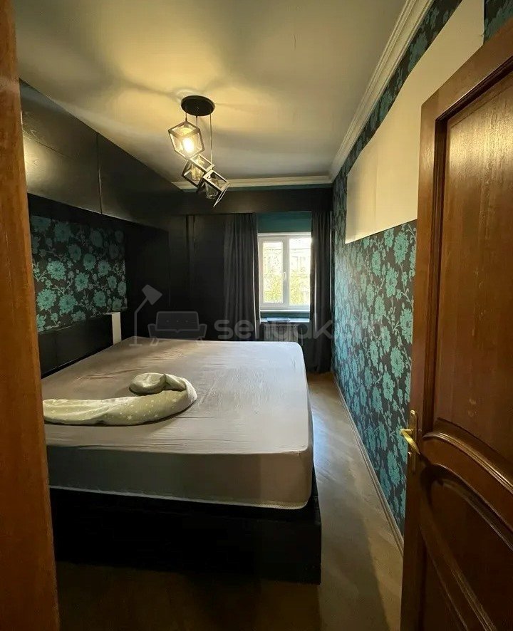 4 Սենյականոց Բնակարան, 116քմ, 4/9 հարկ, Կապիտալ Վերանորոգված