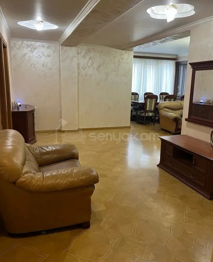 4 Սենյականոց Բնակարան, 116քմ, 4/9 հարկ, Կապիտալ Վերանորոգված