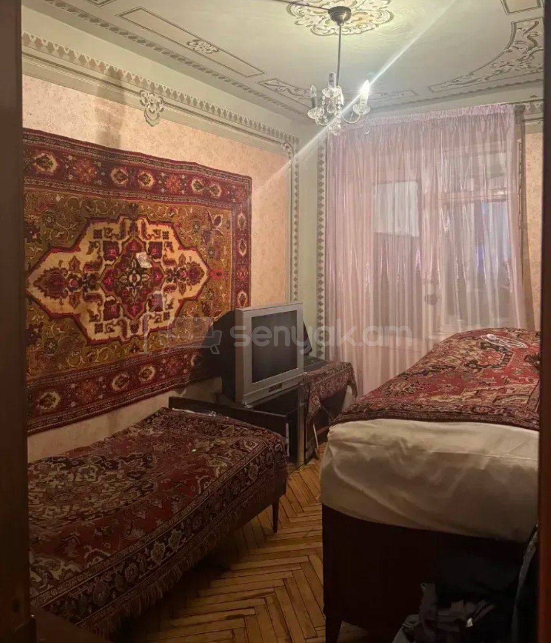 3 Սենյականոց Բնակարան Քարե Շենքում, 100քմ, 2/5 հարկ, Պետական Վիճակում