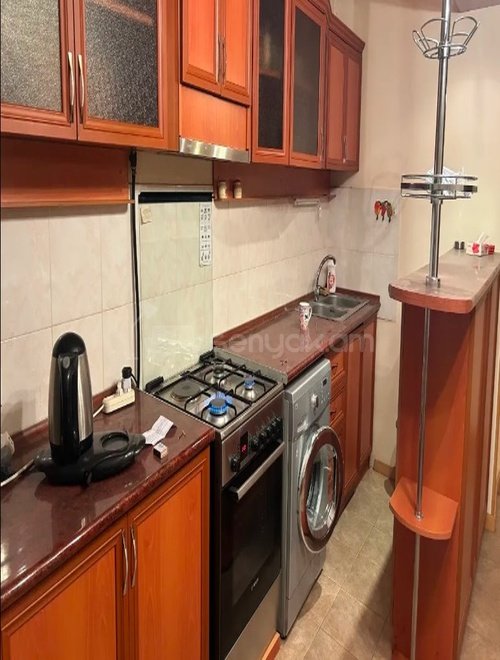 2 Սենյականոց Բնակարան Քարե Շենքում, 100քմ, 5/5 հարկ, Կապիտալ Վերանորոգված, Կահավորված, Արևկող