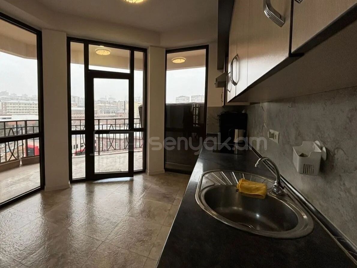 3 Սենյականոց Բնակարան Նորակառույցում, 97քմ, 7/18 հարկ, Կապիտալ Վերանորոգված