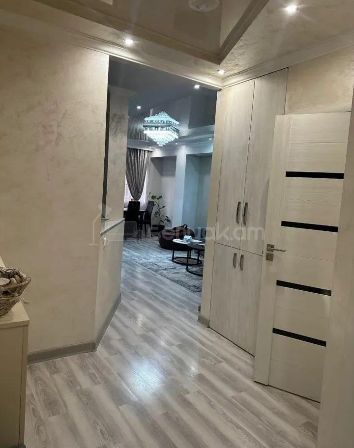 2 Սենյականոց Բնակարան, 60քմ, 5/9 հարկ, Դիզայներական Վերանորոգված