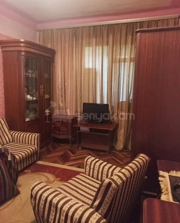 2 Սենյականոց Բնակարան Քարե Շենքում, 63քմ, 2/5 հարկ, Նորմալ Վիճակում