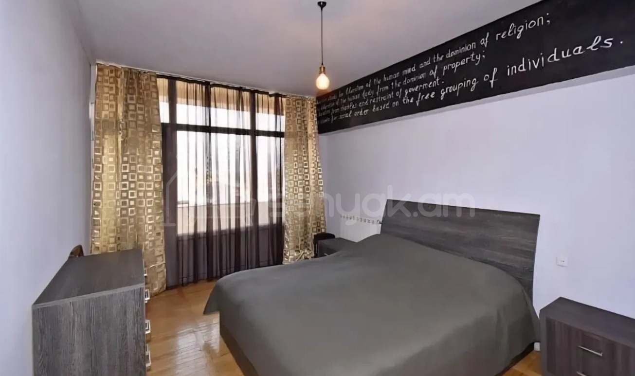 4 Սենյականոց Բնակարան, 93քմ, 9/10 հարկ, Կապիտալ Վերանորոգված, Կահավորված