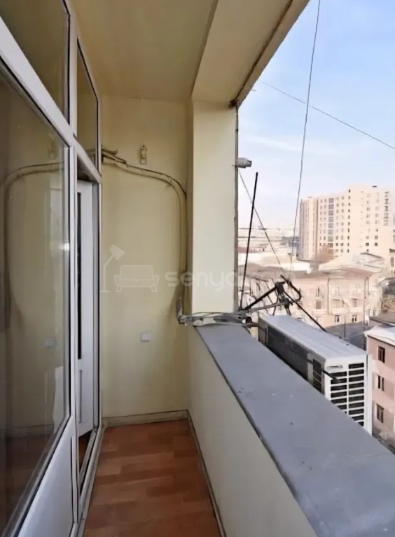 4 Սենյականոց Բնակարան, 93քմ, 9/10 հարկ, Կապիտալ Վերանորոգված, Կահավորված