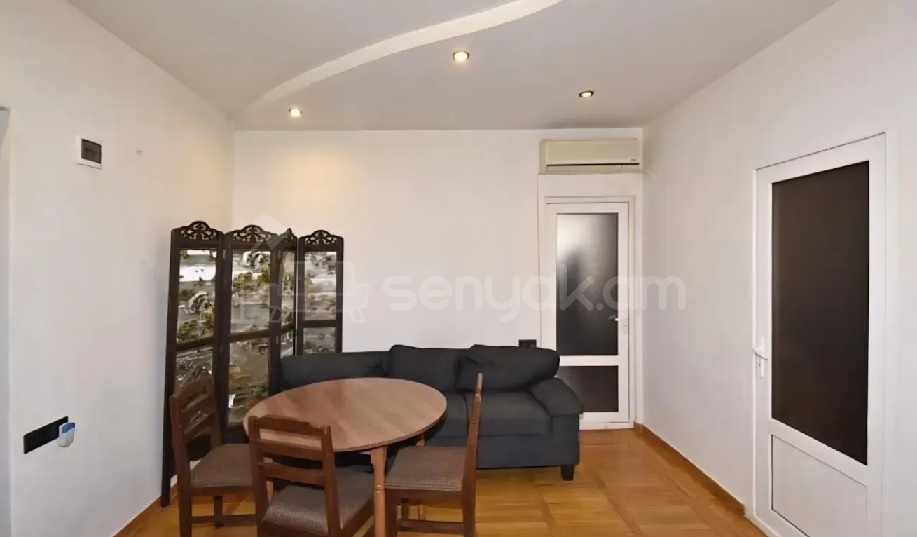 4 Սենյականոց Բնակարան, 93քմ, 9/10 հարկ, Կապիտալ Վերանորոգված, Կահավորված