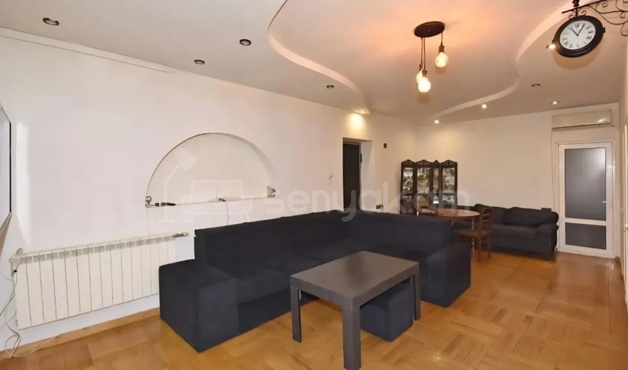 4 Սենյականոց Բնակարան, 93քմ, 9/10 հարկ, Կապիտալ Վերանորոգված, Կահավորված