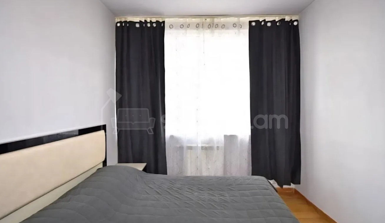 4 Սենյականոց Բնակարան, 93քմ, 9/10 հարկ, Կապիտալ Վերանորոգված, Կահավորված