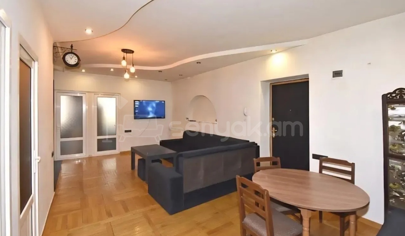 4 Սենյականոց Բնակարան, 93քմ, 9/10 հարկ, Կապիտալ Վերանորոգված, Կահավորված