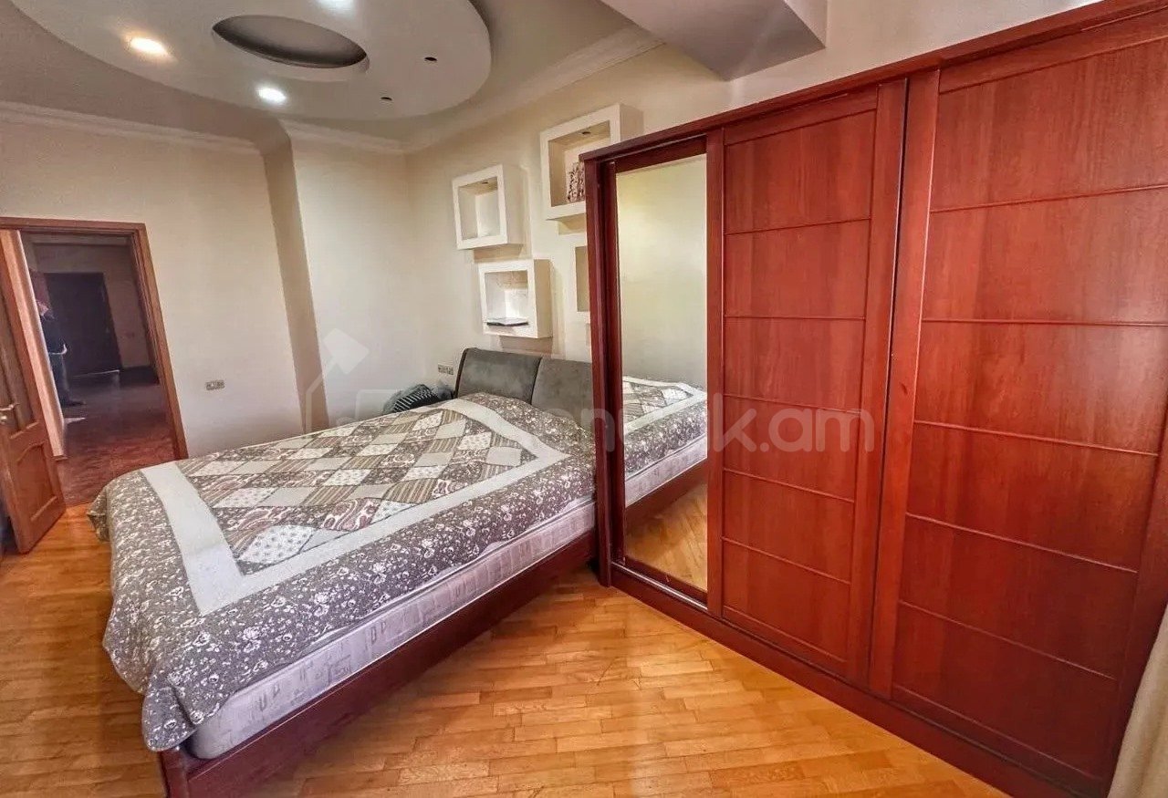 4 Սենյականոց Բնակարան, 161քմ, 10/11 հարկ, Կապիտալ Վերանորոգված