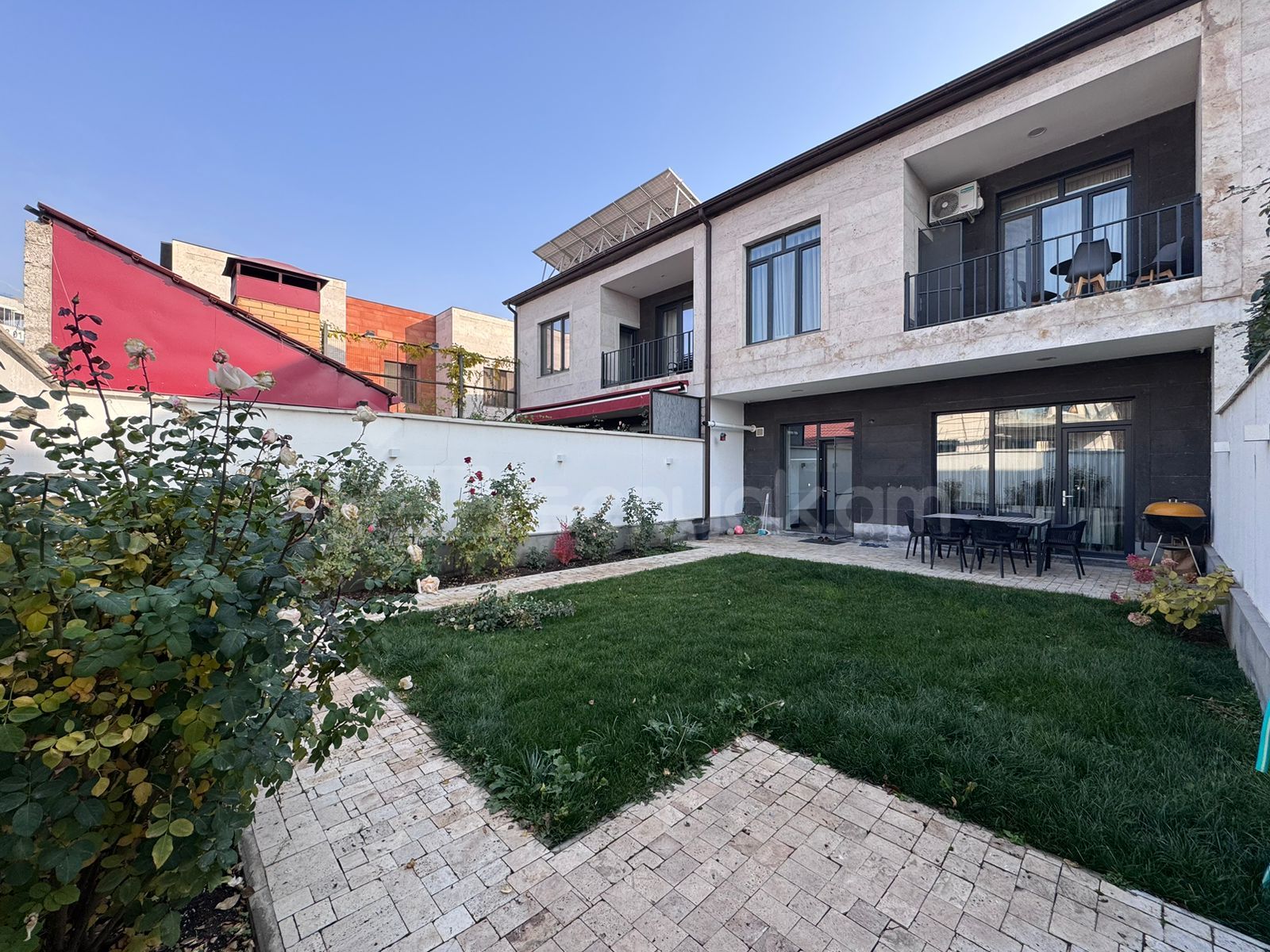 4 Սենյականոց Սեփական Տուն, 172քմ, Դիզայներական Վերանորոգված, Ավտոտնակով