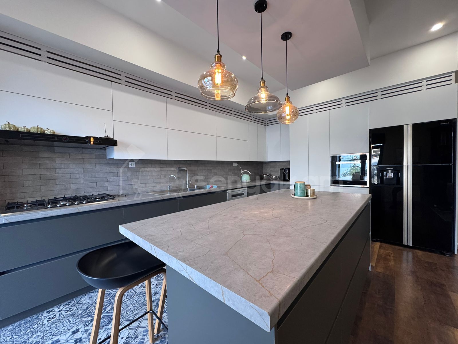 4 Սենյականոց Սեփական Տուն, 172քմ, Դիզայներական Վերանորոգված, Ավտոտնակով