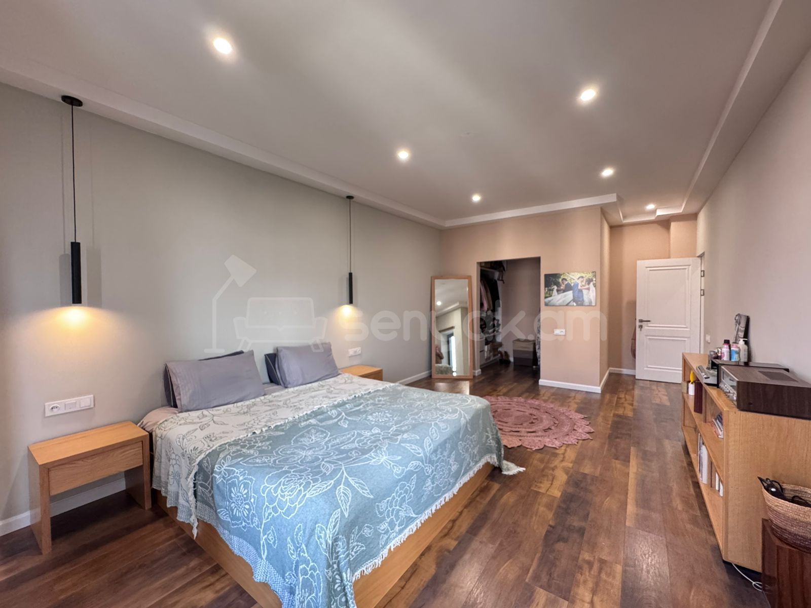 4 Սենյականոց Սեփական Տուն, 172քմ, Դիզայներական Վերանորոգված, Ավտոտնակով