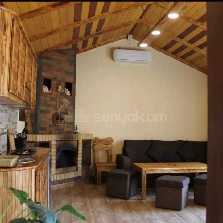 2 Սենյականոց Սեփական Տուն, 50քմ, Կապիտալ Վերանորոգված, Կահավորված