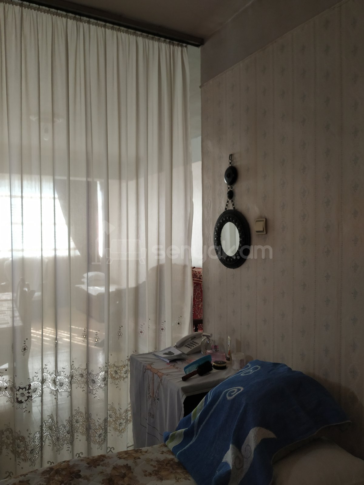 1 Սենյականոց Բնակարան Քարե Շենքում, 48քմ, 4/5 հարկ, Կոսմետիկ Վերանորոգված