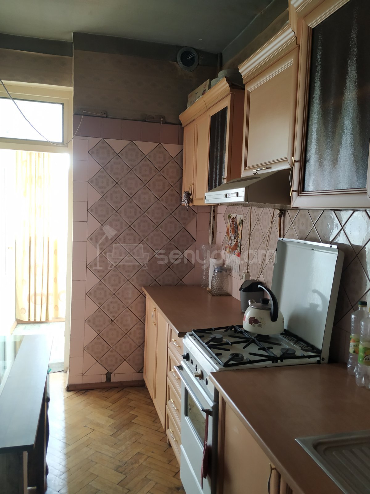 1 Սենյականոց Բնակարան Քարե Շենքում, 48քմ, 4/5 հարկ, Կոսմետիկ Վերանորոգված