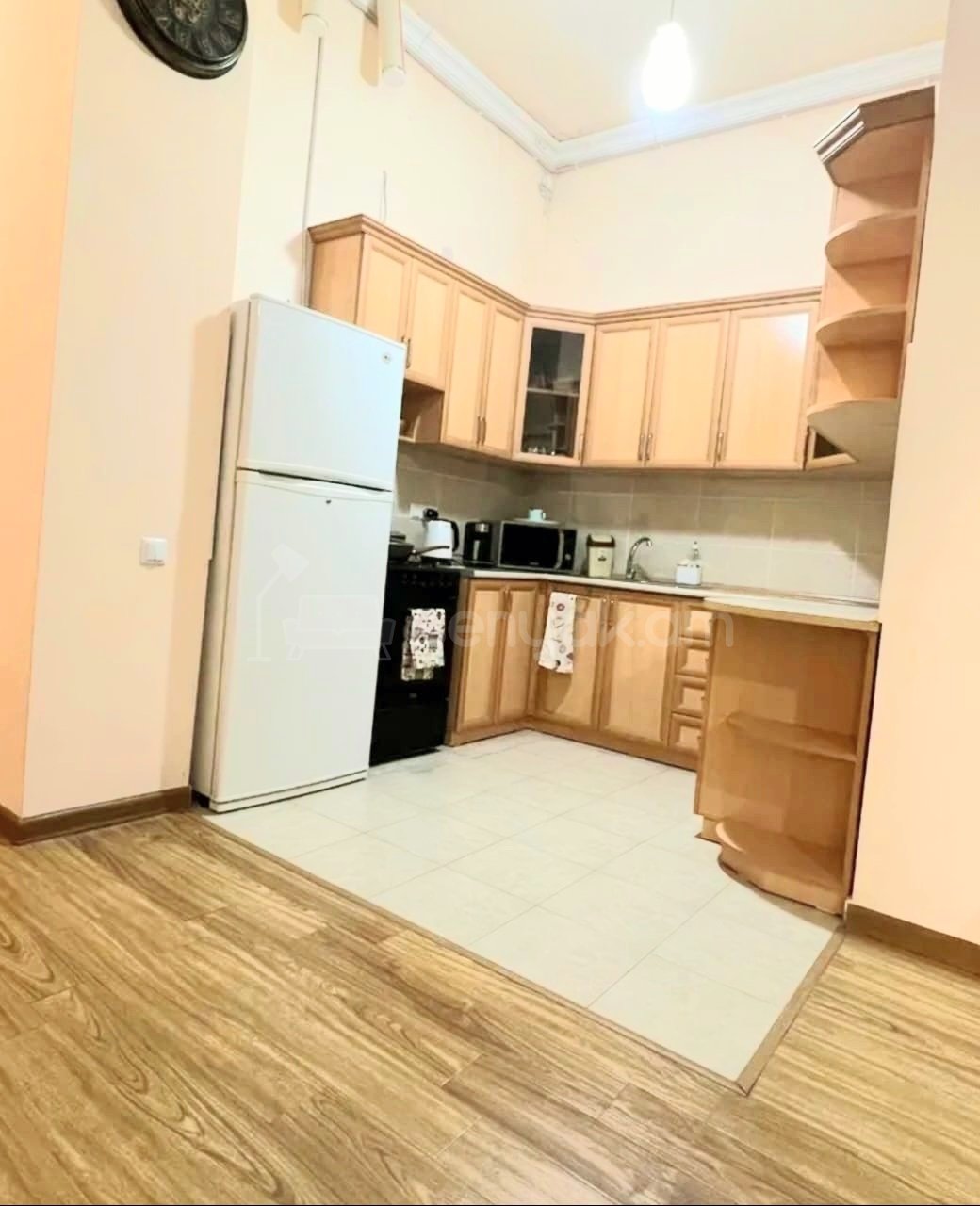 3 Սենյականոց Բնակարան Նորակառույցում, 75քմ, 2/14 հարկ, Նորմալ Վիճակում, Կահավորված