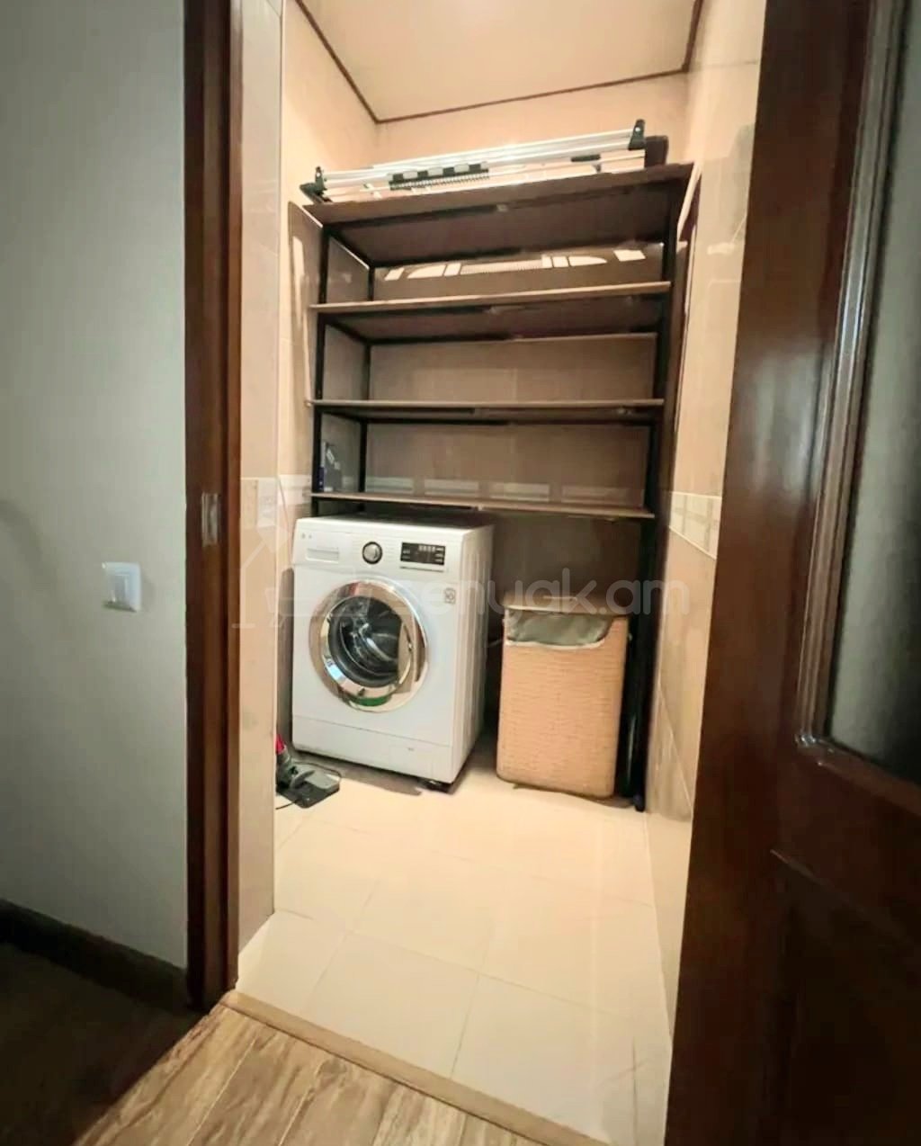 3 Սենյականոց Բնակարան Նորակառույցում, 75քմ, 2/14 հարկ, Նորմալ Վիճակում, Կահավորված