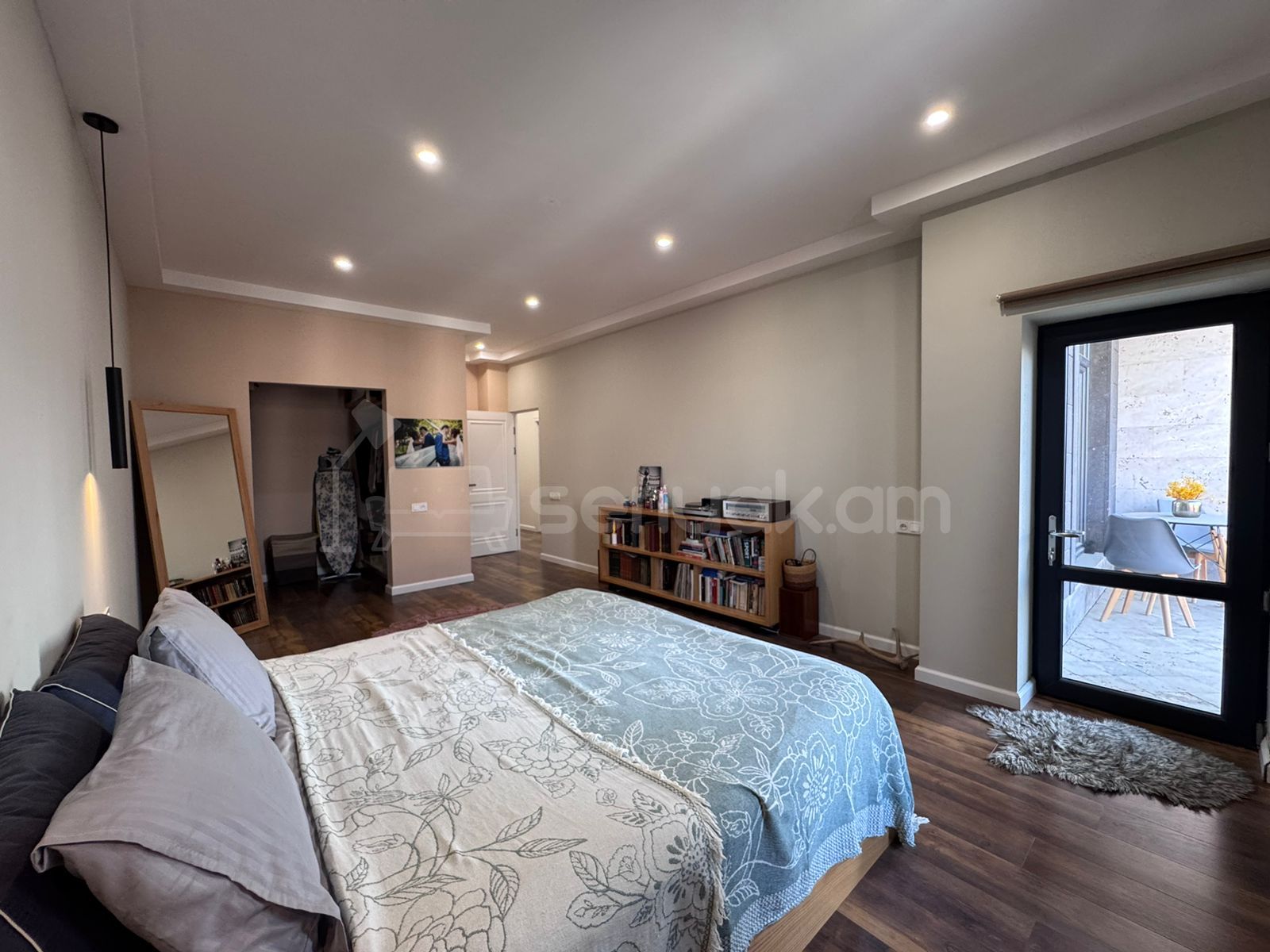 4 Սենյականոց Շքեղ Առանձնատուն, 172քմ, Ավտոտնակով