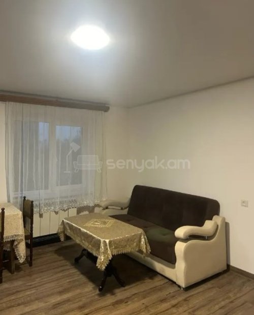 2 Սենյականոց Բնակարան Քարե Շենքում, 42քմ, 4/5 հարկ, Կապիտալ Վերանորոգված, Կահավորված, Արևկող