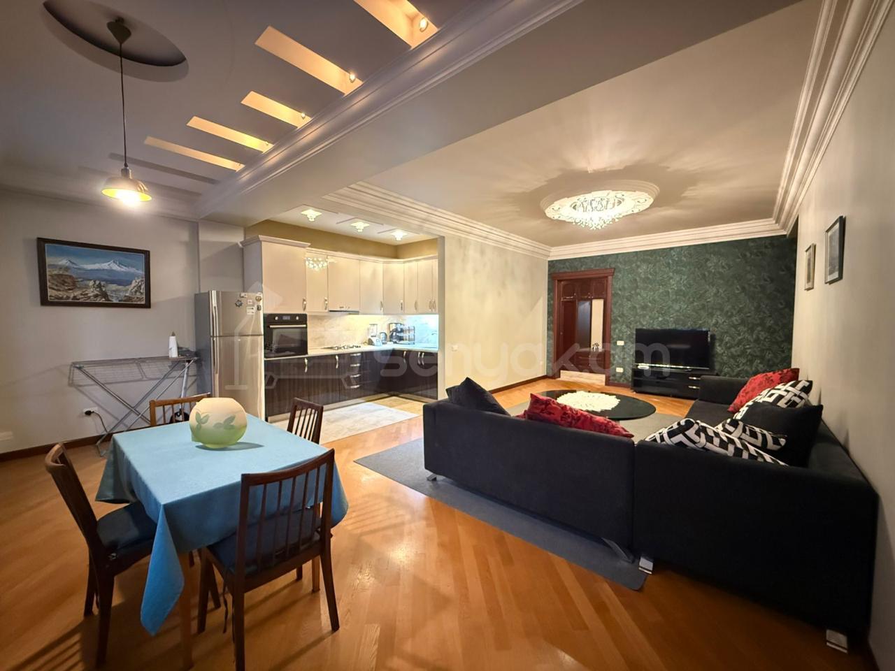 2 Սենյականոց Բնակարան, 80քմ, 4/12 հարկ, Կապիտալ Վերանորոգված, Կահավորված, Արևկող