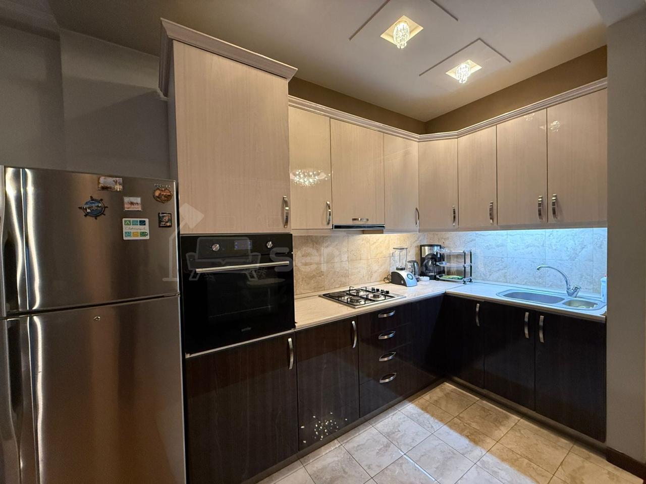 2 Սենյականոց Բնակարան, 80քմ, 4/12 հարկ, Կապիտալ Վերանորոգված, Կահավորված, Արևկող