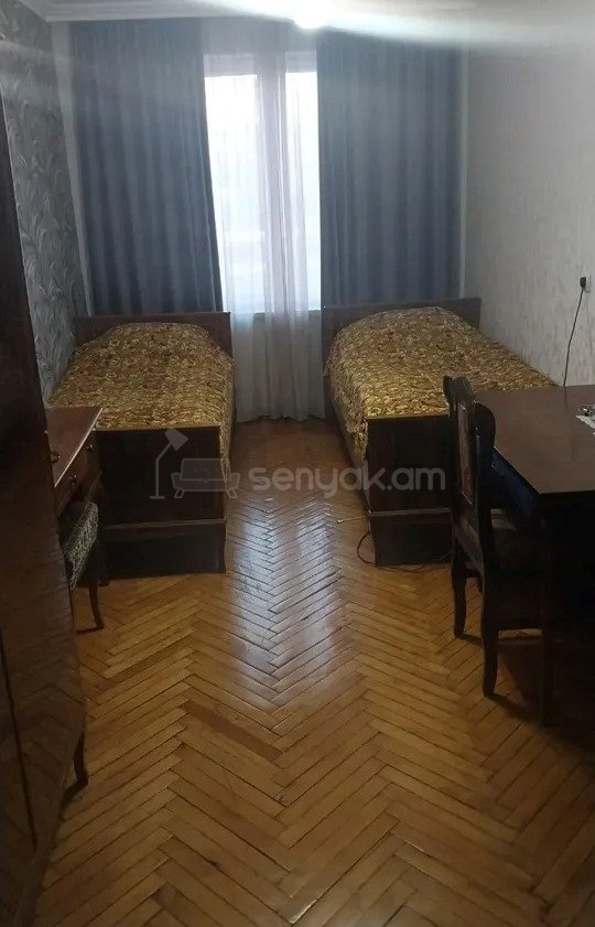 3 Սենյականոց Բնակարան, 75քմ, 2/4 հարկ, Նորմալ Վիճակում