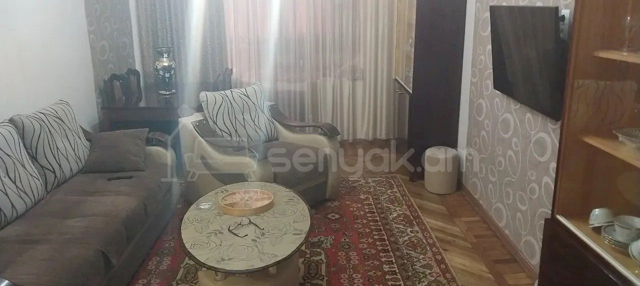 3 Սենյականոց Բնակարան, 75քմ, 2/4 հարկ, Նորմալ Վիճակում