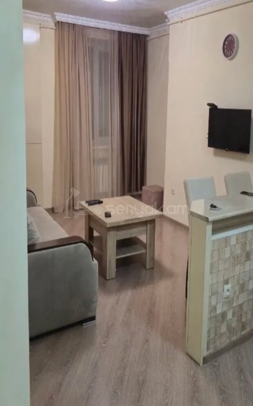 2 Սենյականոց Բնակարան, 50քմ, 8/12 հարկ, Կապիտալ Վերանորոգված, Կահավորված, Արևկող