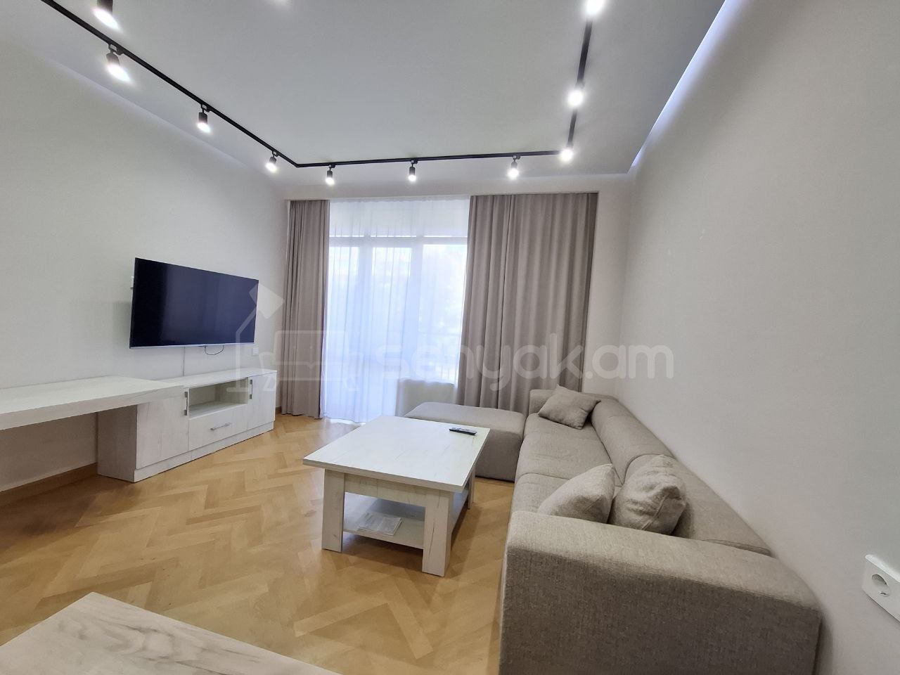 2 Սենյականոց Բնակարան Նորակառույցում, 54քմ, 3/17 հարկ, Կապիտալ Վերանորոգված