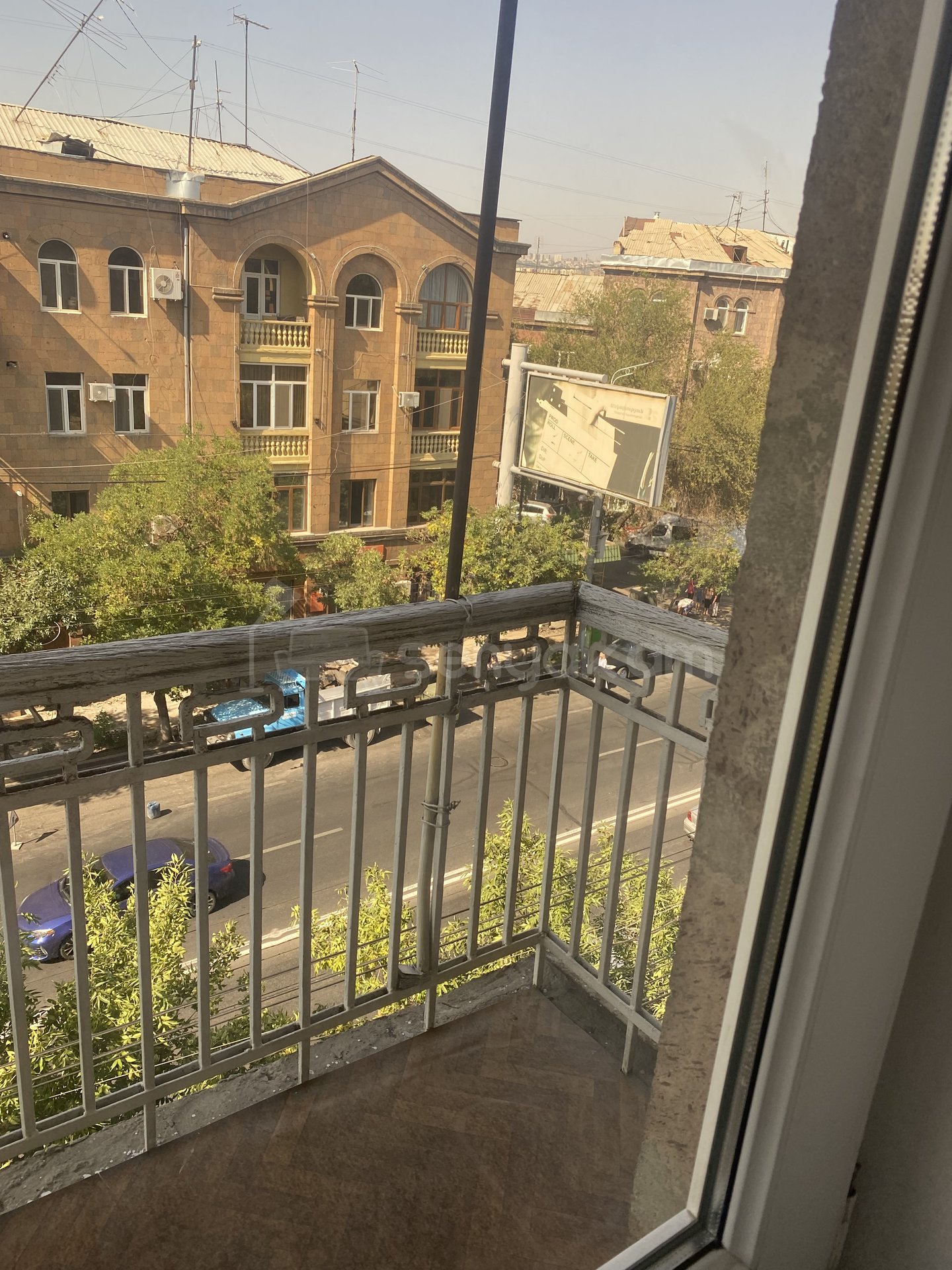 2 Սենյականոց Բնակարան Քարե Շենքում, 67քմ, 4/4 հարկ, Կոսմետիկ Վերանորոգված