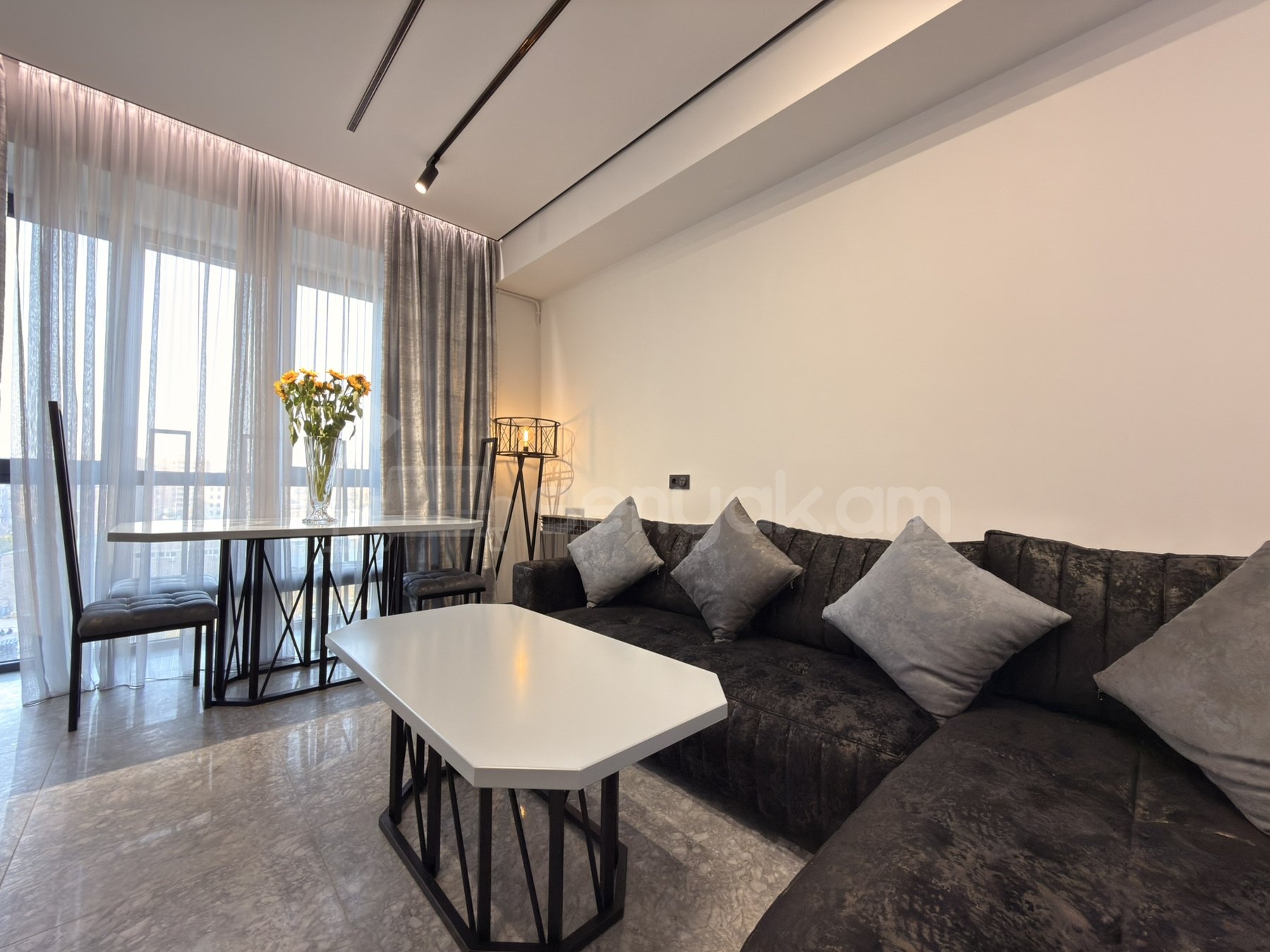 2 Սենյականոց Բնակարան Նորակառույցում, 58քմ, 8/16 հարկ, Դիզայներական Վերանորոգված