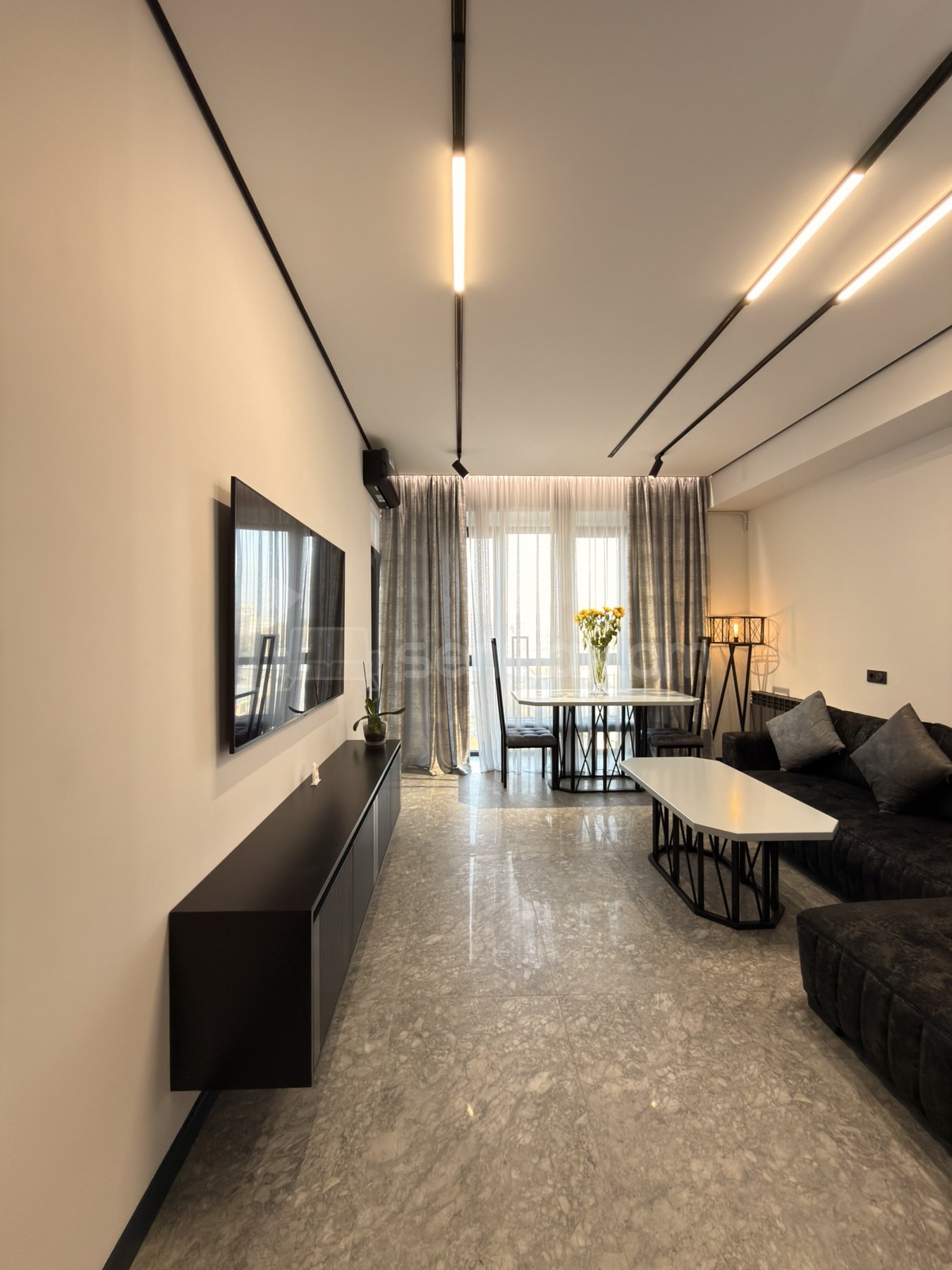 2 Սենյականոց Բնակարան Նորակառույցում, 58քմ, 8/16 հարկ, Դիզայներական Վերանորոգված